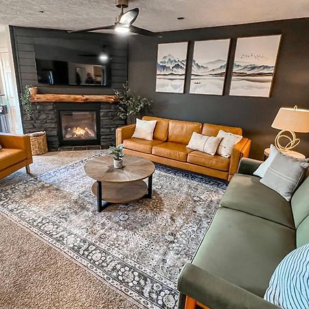 Remodeled Summit Condo At Snowshoe - Modern & Cozy Екстер'єр фото